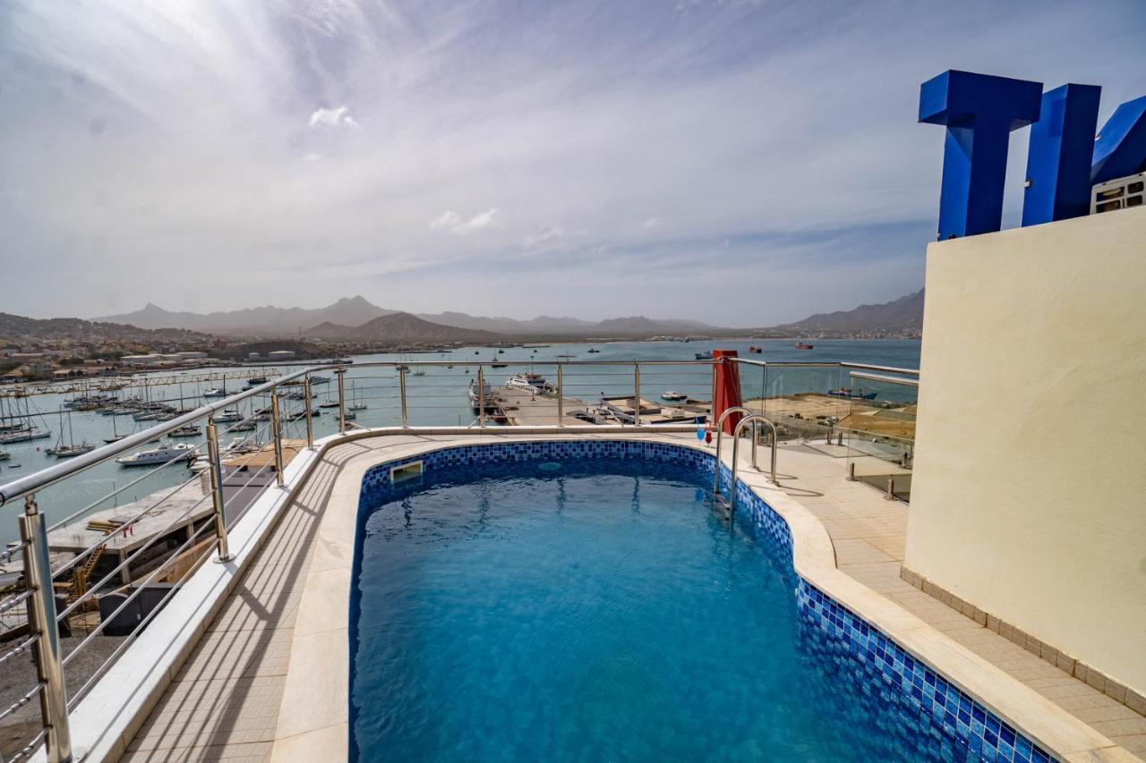 Blue Marlin Hotel Mindelo Exterior photo